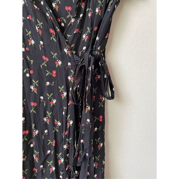 Dollz & Dames Cherry Lightweight Wrap Summer Nights Black Mini Dress Size XS - Picture 5 of 11